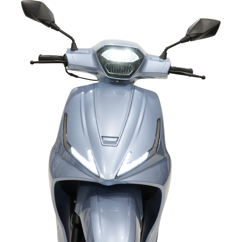 scooter électrique Lycke E-coral bleu metallisee phare